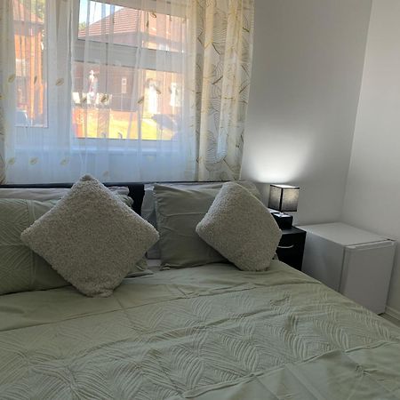 Double Room Bentilee Bucknall  Eksteriør billede