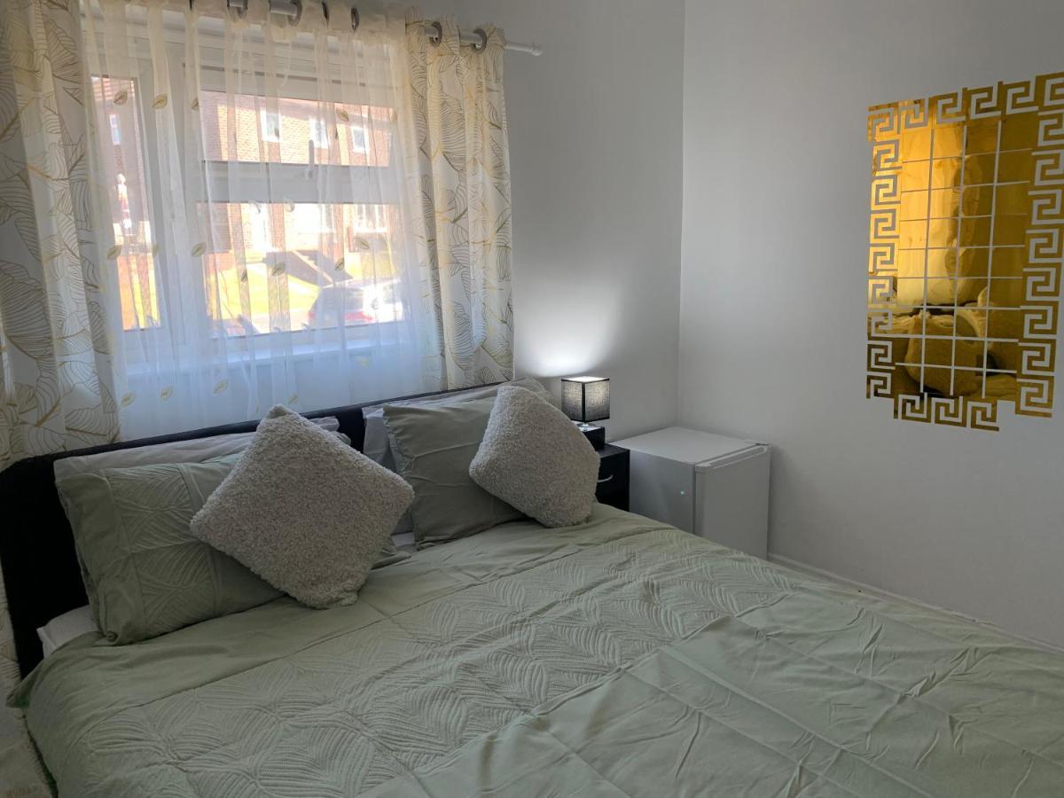 Double Room Bentilee Bucknall  Eksteriør billede